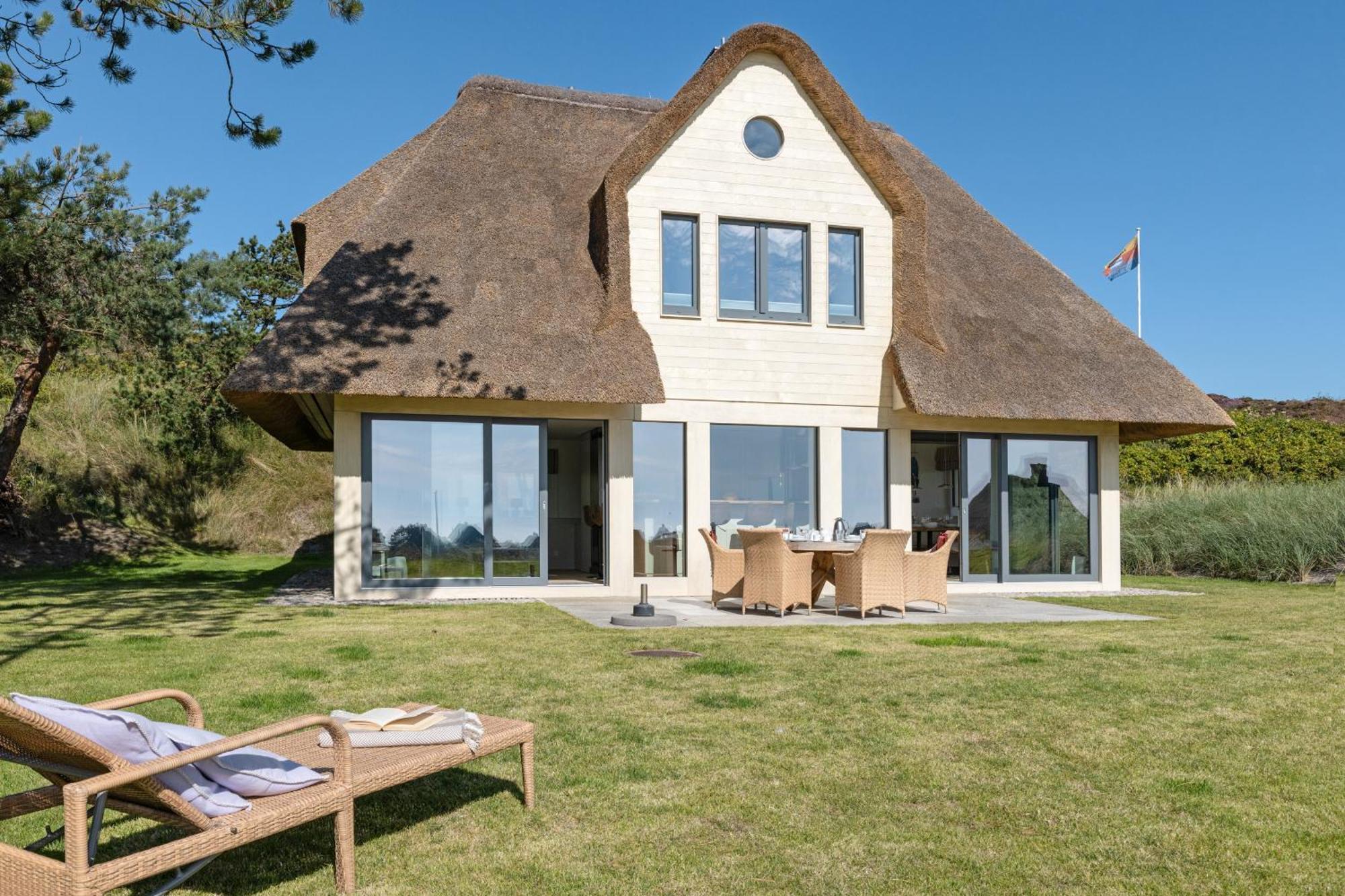 Lotte Holiday home *